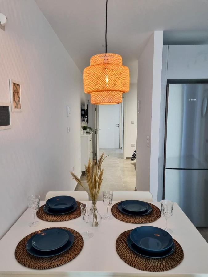 Brand New - Massive Studio - E1 - Self Catering Гибралтар Экстерьер фото