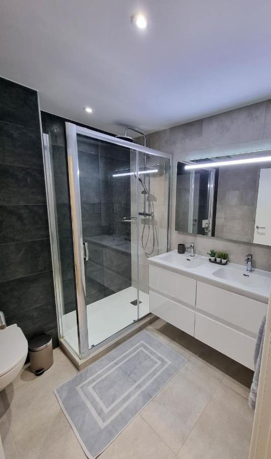 Brand New - Massive Studio - E1 - Self Catering Гибралтар Экстерьер фото